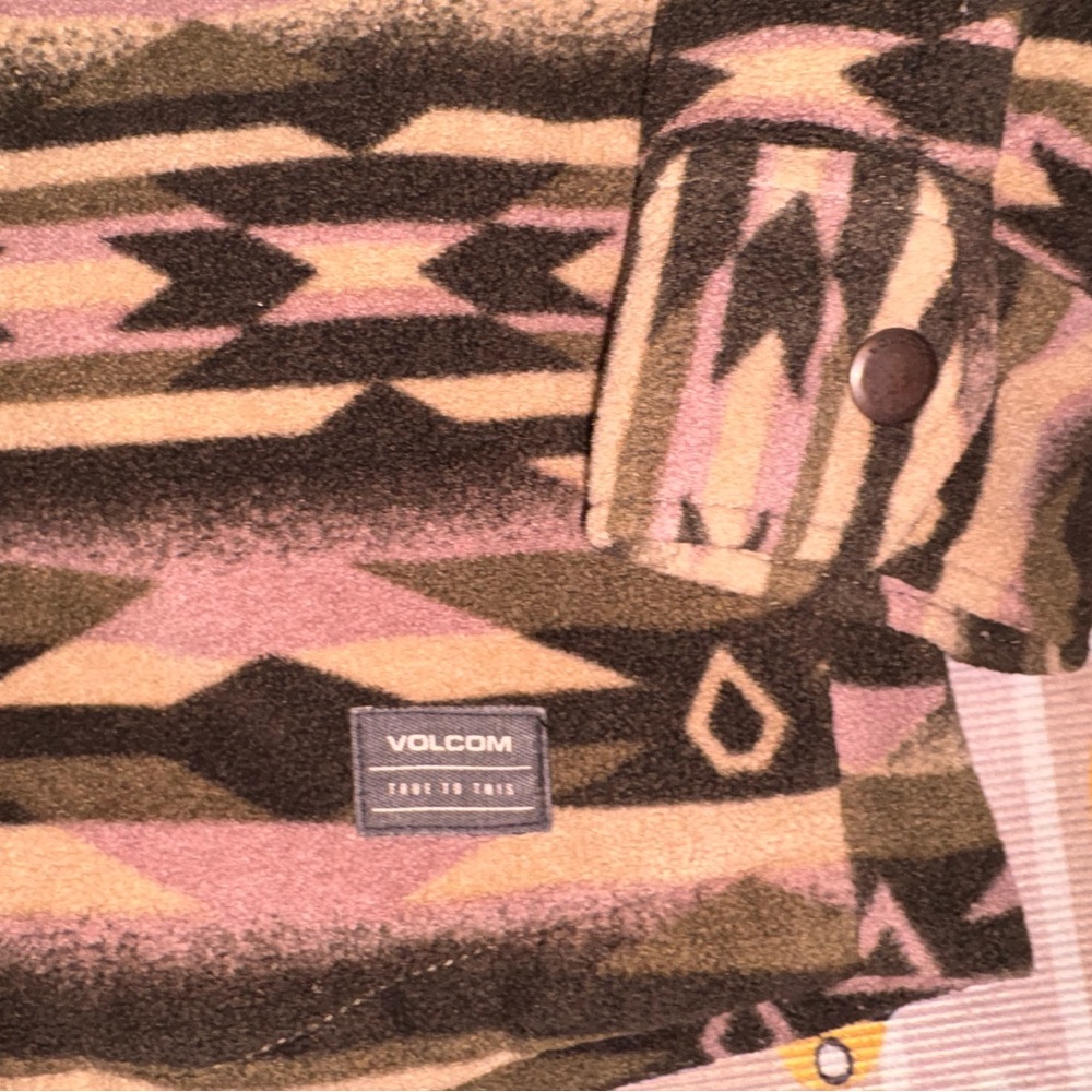 Volcom Aztec Shacket - image 4
